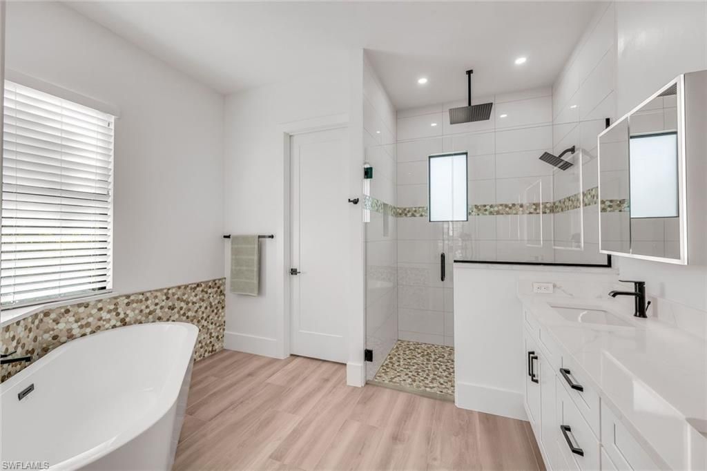 2307 SW 45th Ter, Cape Coral, FL 33914 Photo