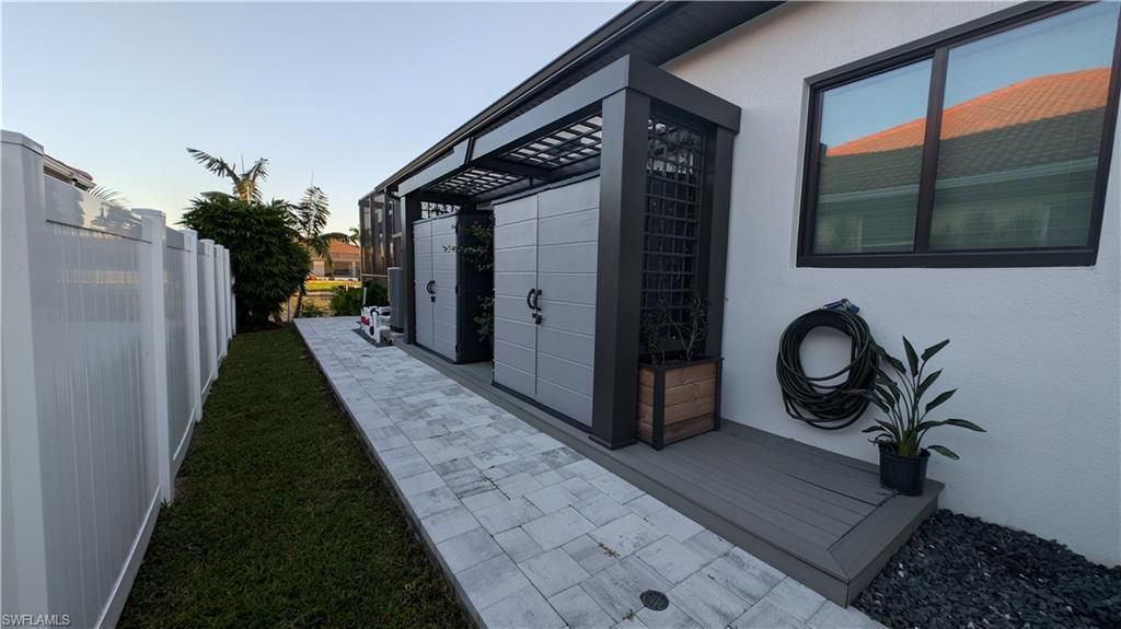 2307 SW 45th Ter, Cape Coral, FL 33914 Photo