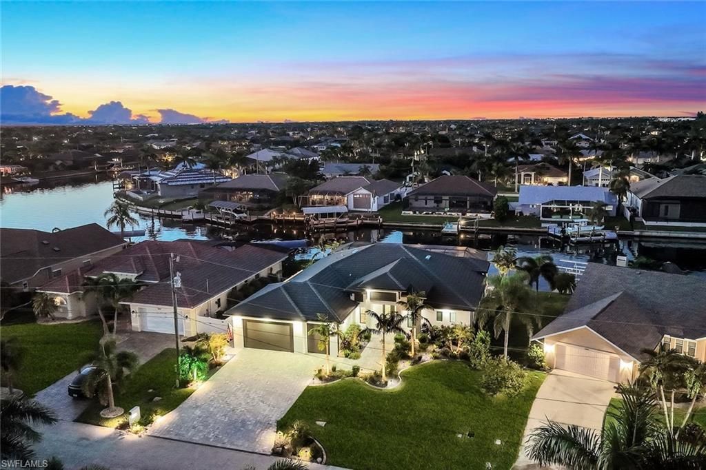 2307 SW 45th Ter, Cape Coral, FL 33914 Photo