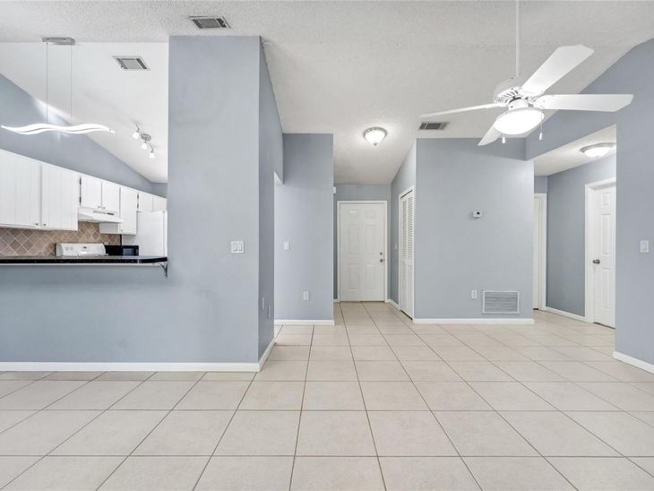 6956 Country Corner Lane, Unit 3, Orlando, FL 32809