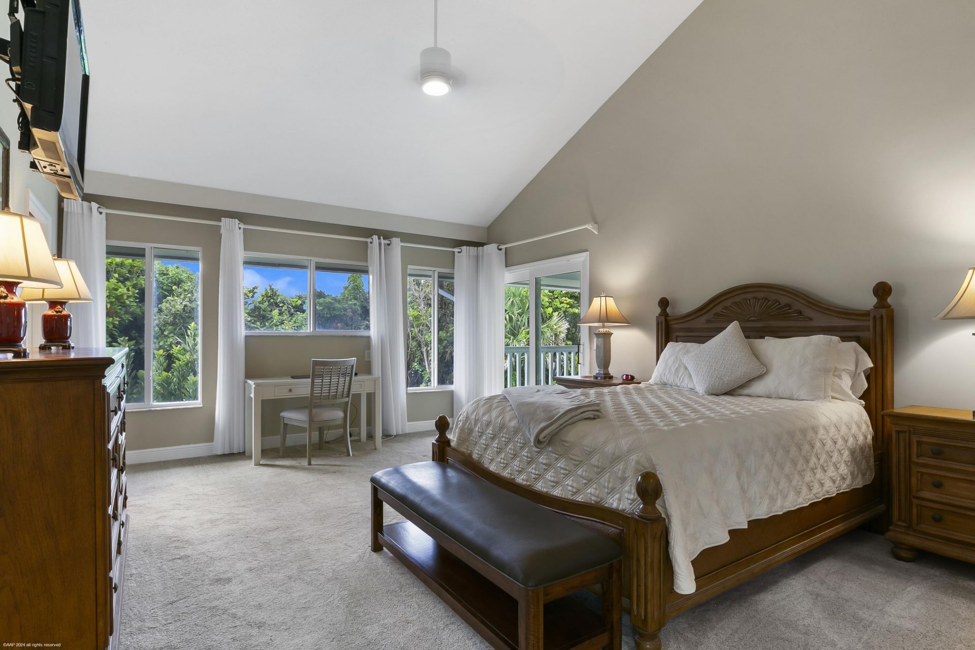 162 N Beach Road, Jupiter Island, FL 33455 Photo