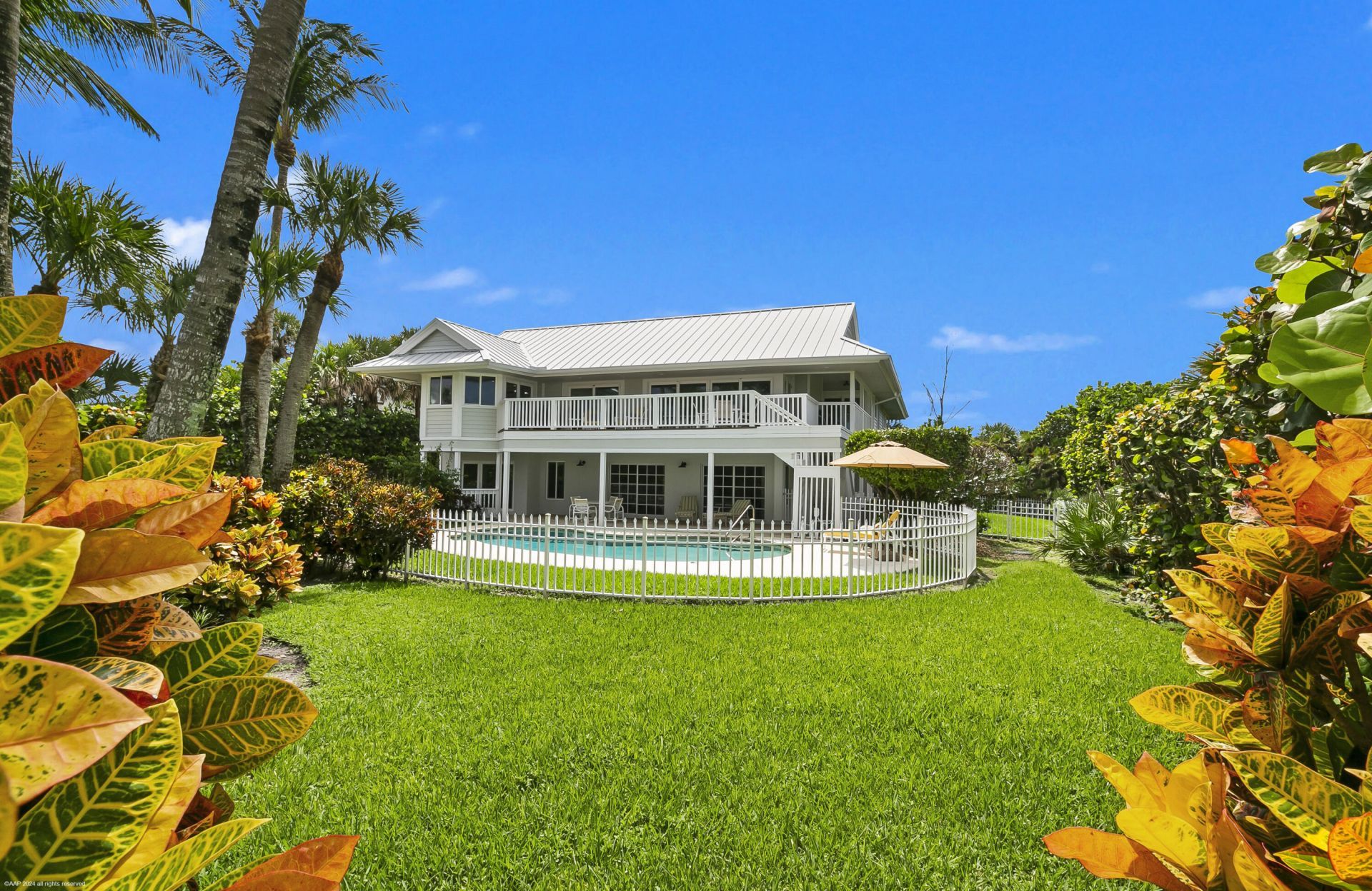 162 N Beach Road, Jupiter Island, FL 33455 Photo