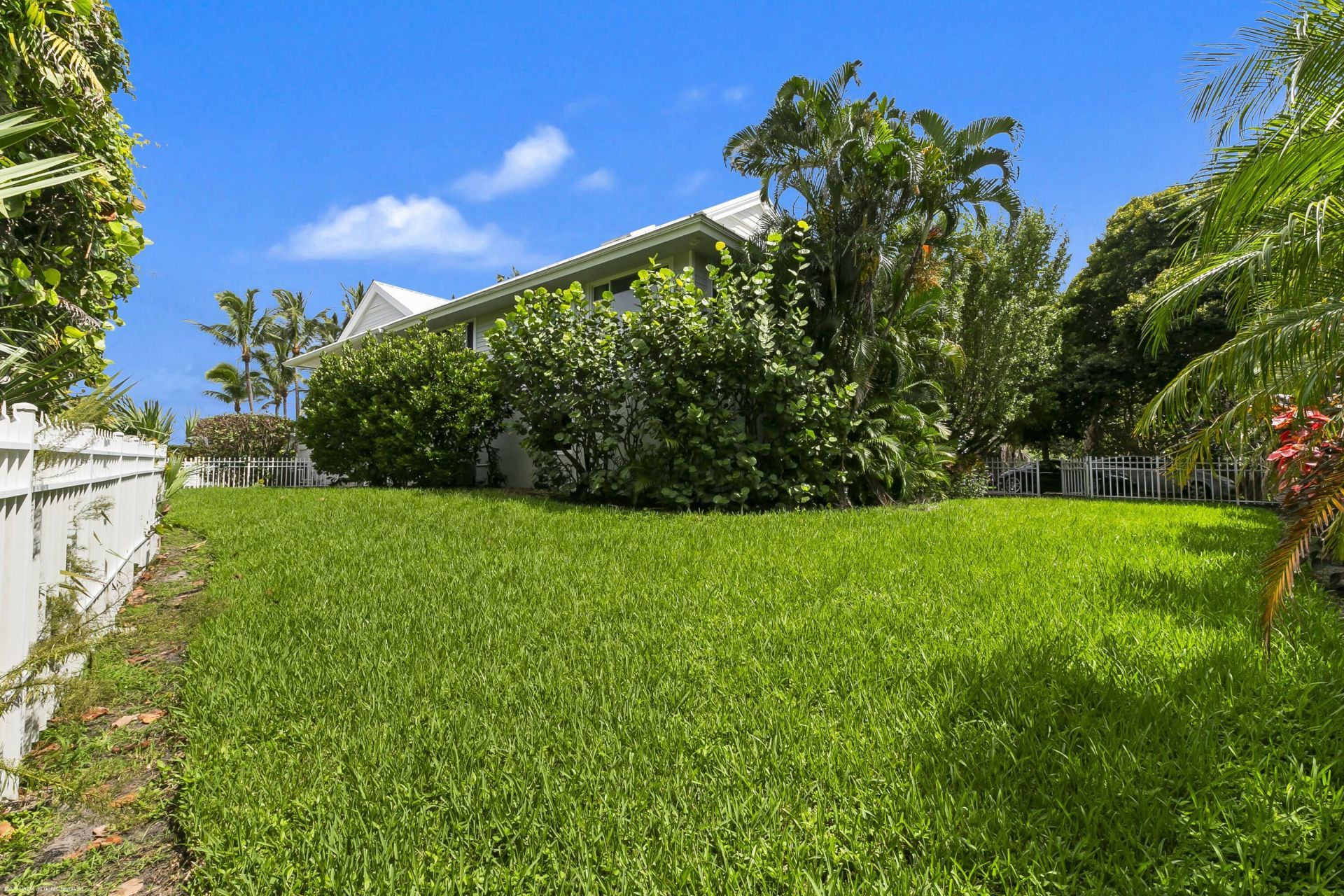 162 N Beach Road, Jupiter Island, FL 33455 Photo