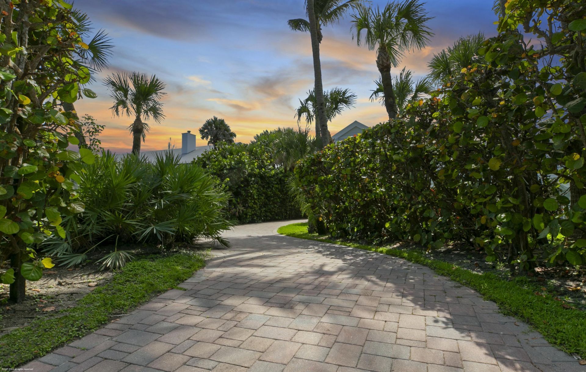 162 N Beach Road, Jupiter Island, FL 33455 Photo