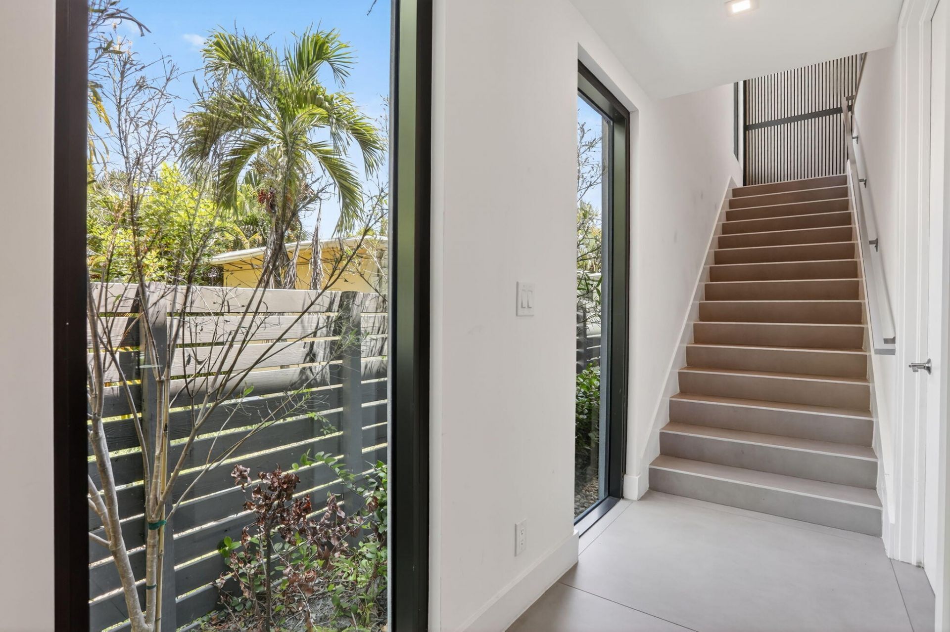 925 NE 6th Street, Fort Lauderdale, FL 33304 Photo