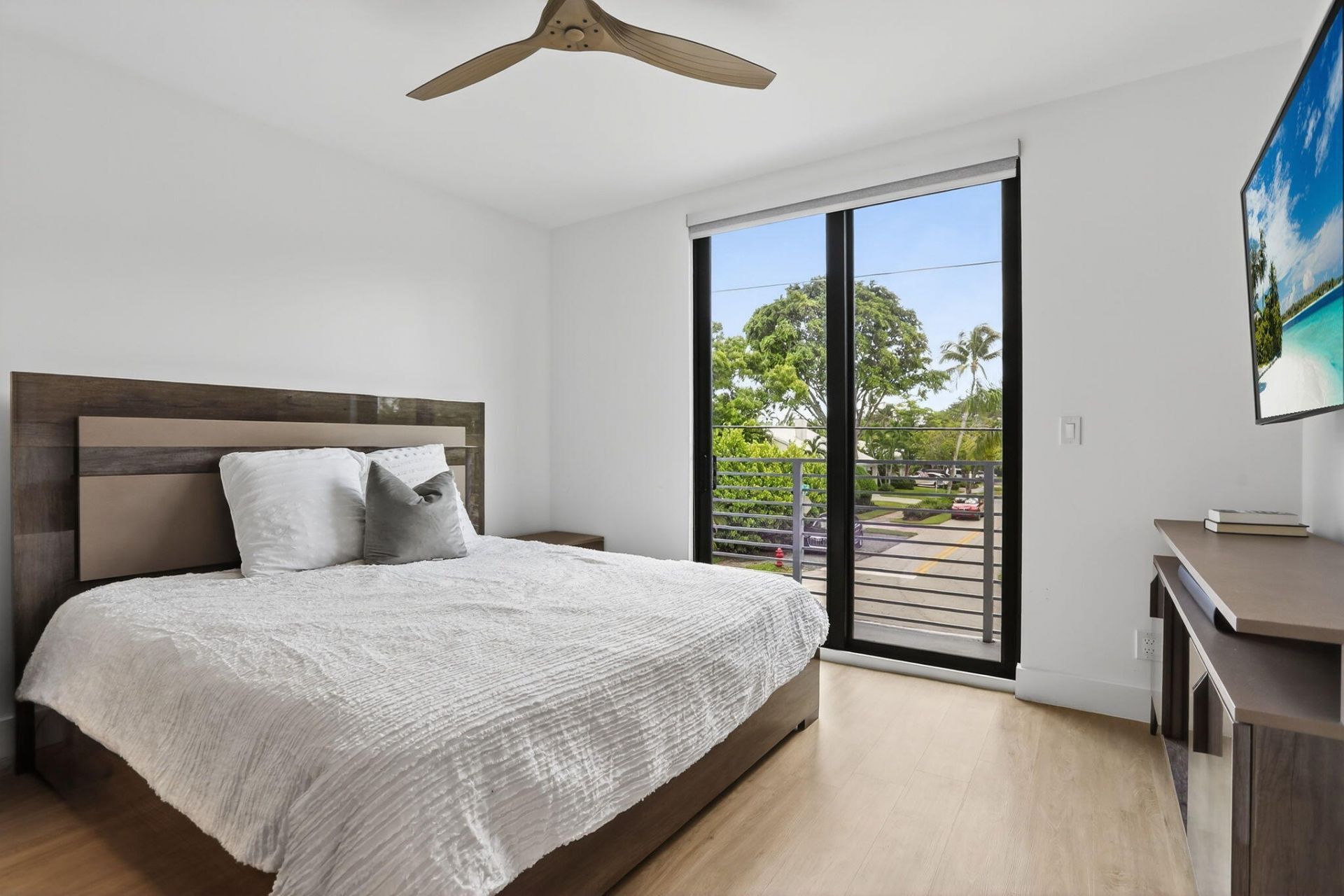 925 NE 6th Street, Fort Lauderdale, FL 33304 Photo