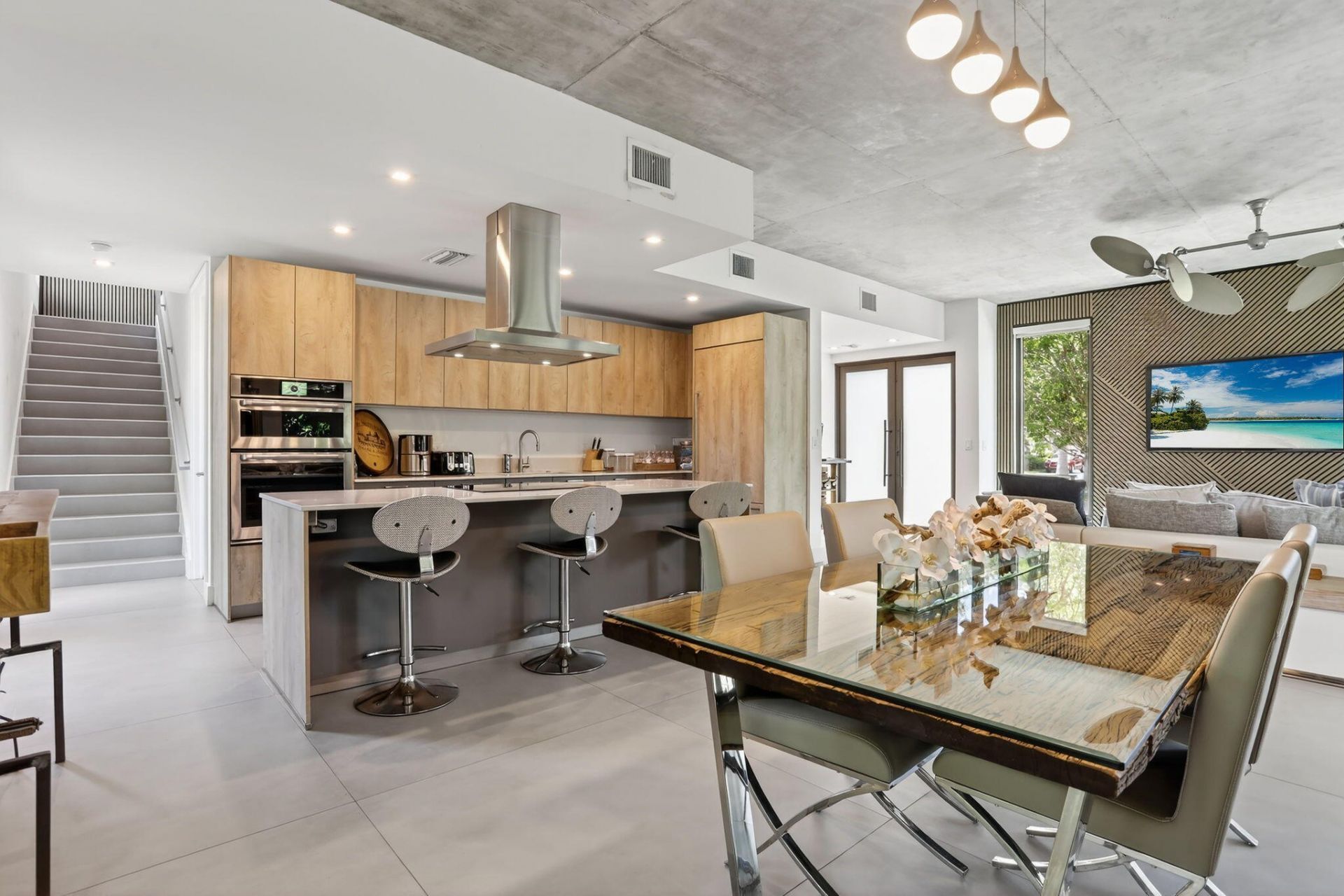 925 NE 6th Street, Fort Lauderdale, FL 33304 Photo