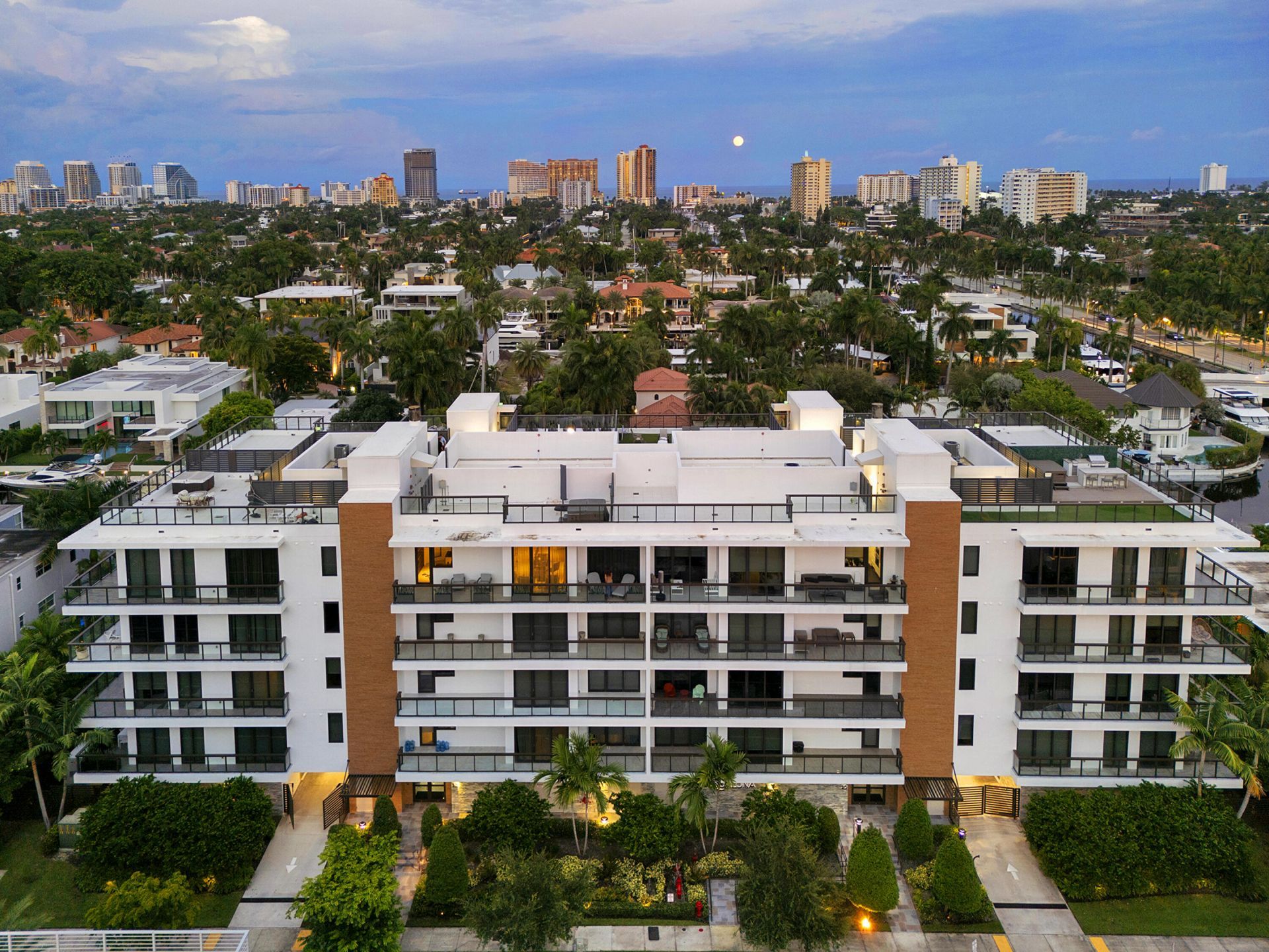 30 Isle Of Venice Drive, Unit Ph3, Fort Lauderdale, FL 33301 Photo