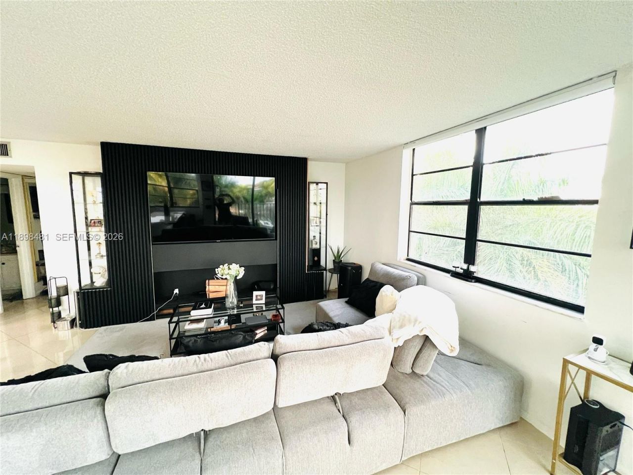 6190 Woodlands Blvd, Unit 517, Tamarac, FL 33319 Photo
