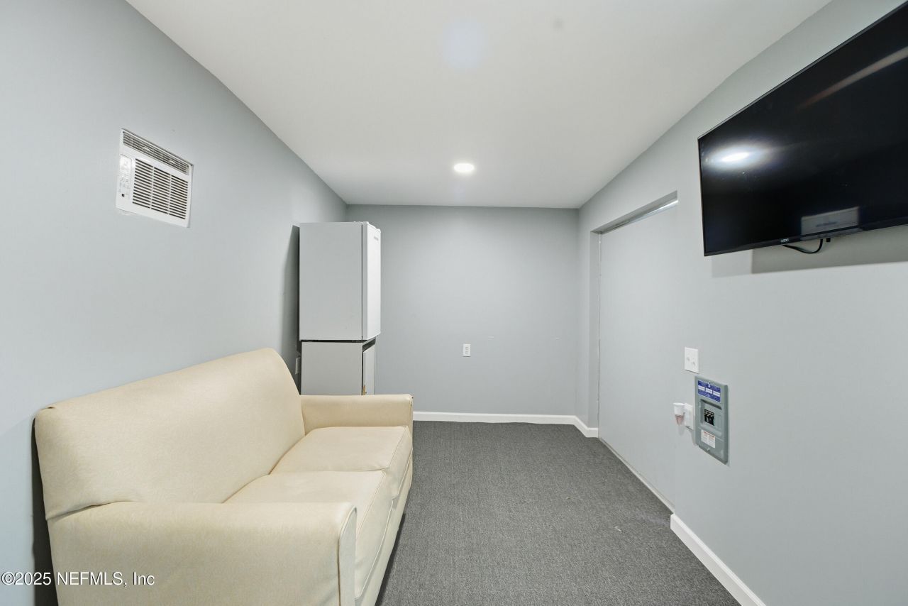 128 Santa Rosa Street, Florahome, FL 32140 Photo