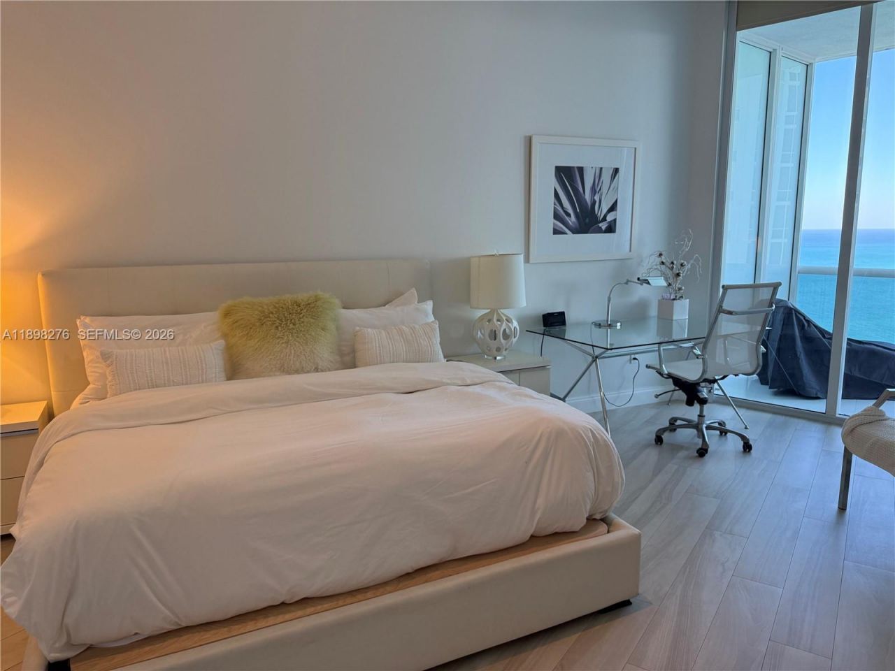 15901 Collins Ave, Unit 3907, Sunny Isles Beach, FL 33160 Photo