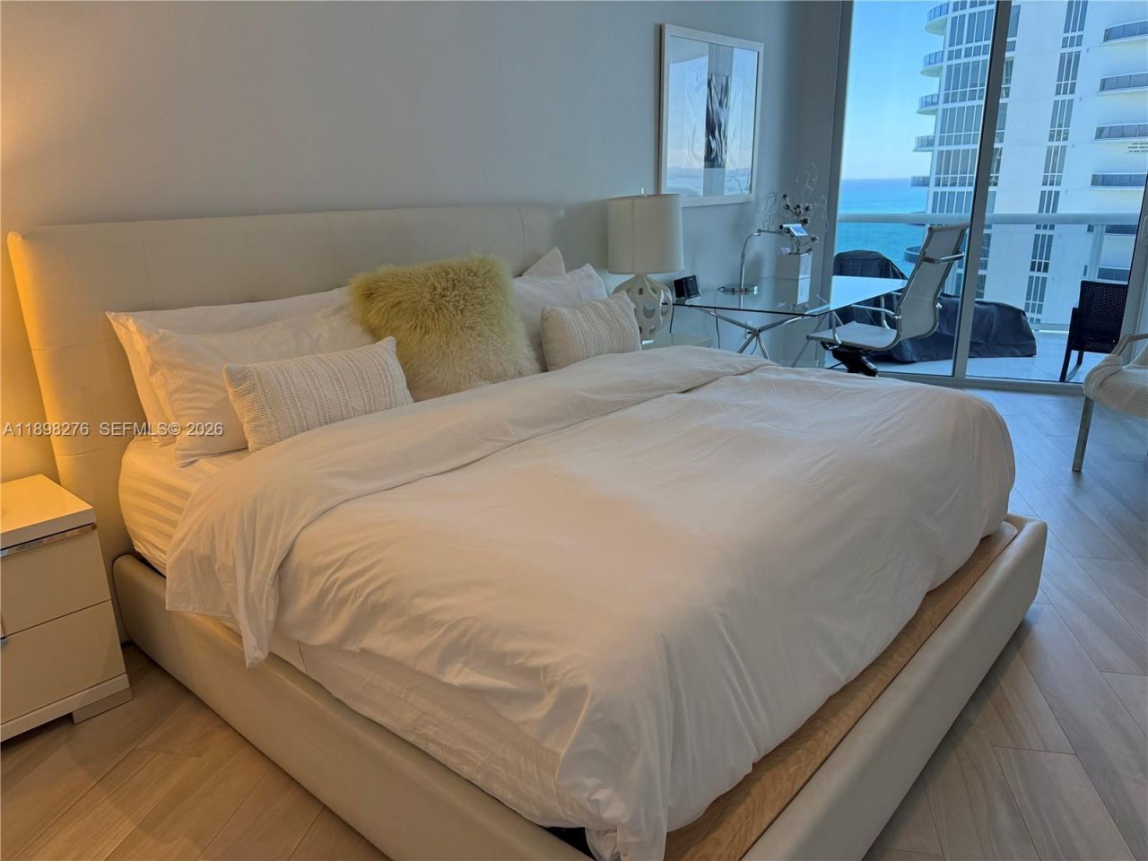 15901 Collins Ave, Unit 3907, Sunny Isles Beach, FL 33160 Photo