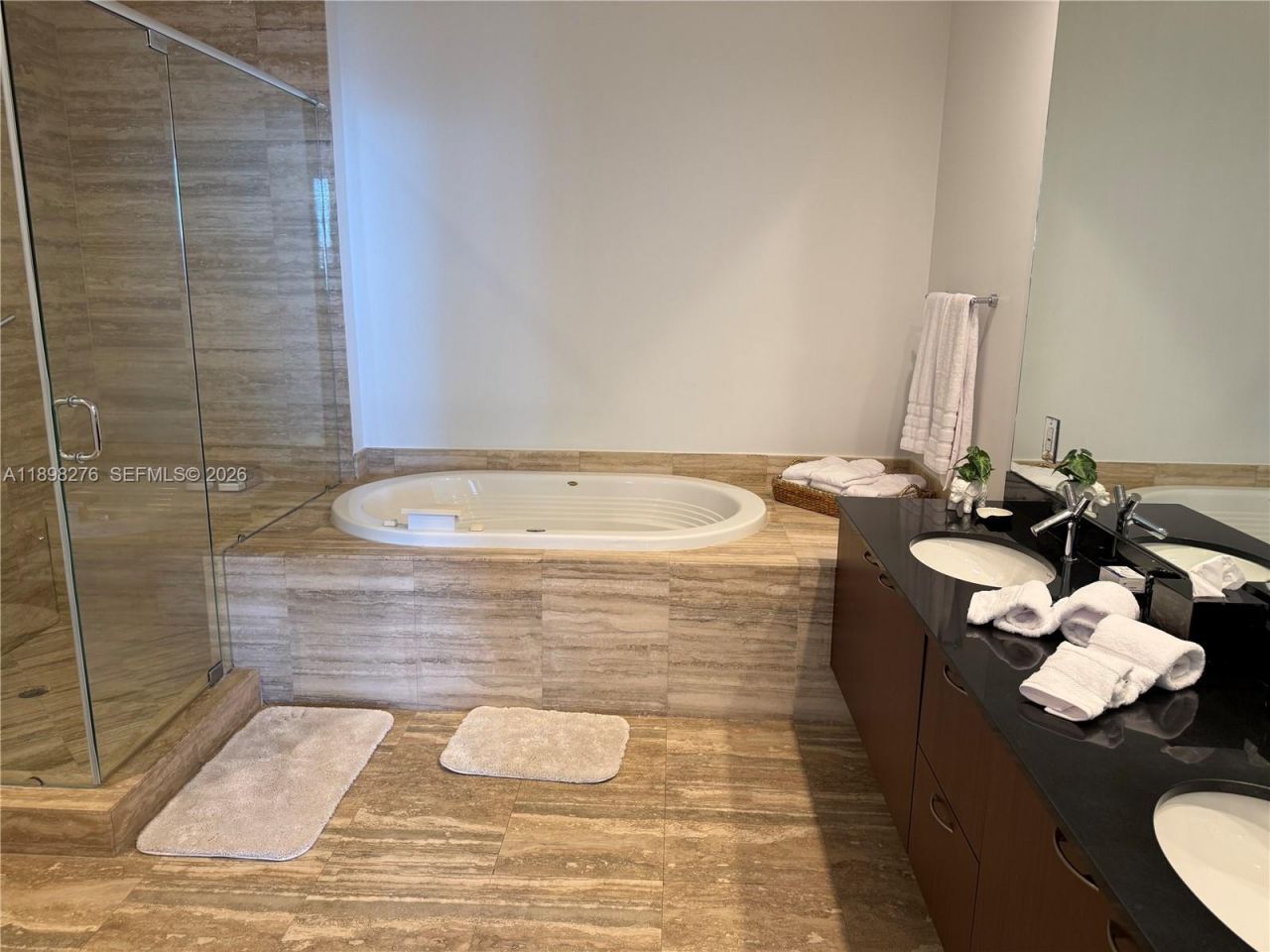15901 Collins Ave, Unit 3907, Sunny Isles Beach, FL 33160 Photo