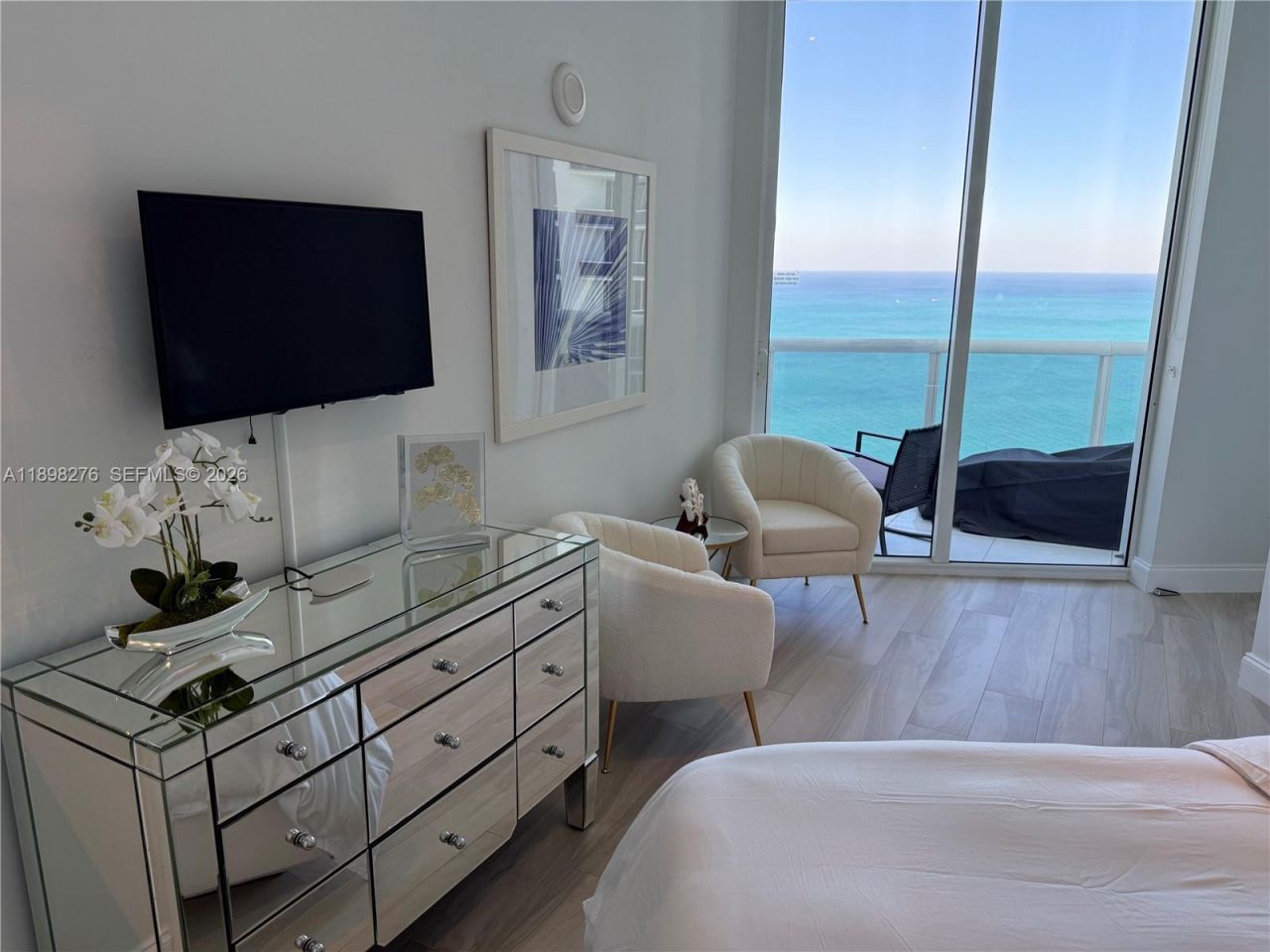 15901 Collins Ave, Unit 3907, Sunny Isles Beach, FL 33160 Photo