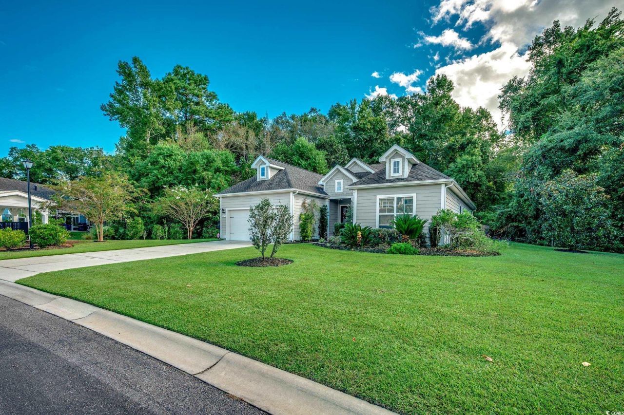 242 Hyacinth Loop Photo 30