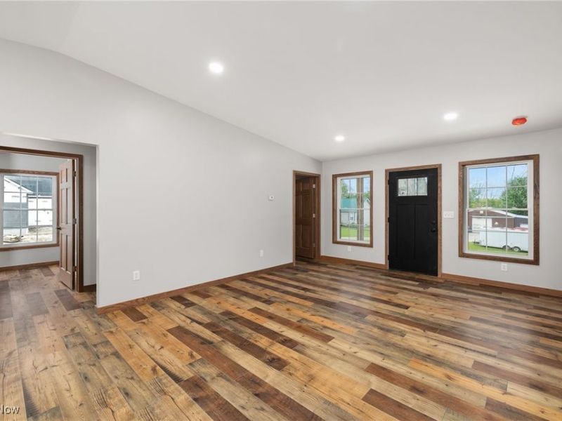 89 Hickey, Greenwich, OH 44805 Photo 5