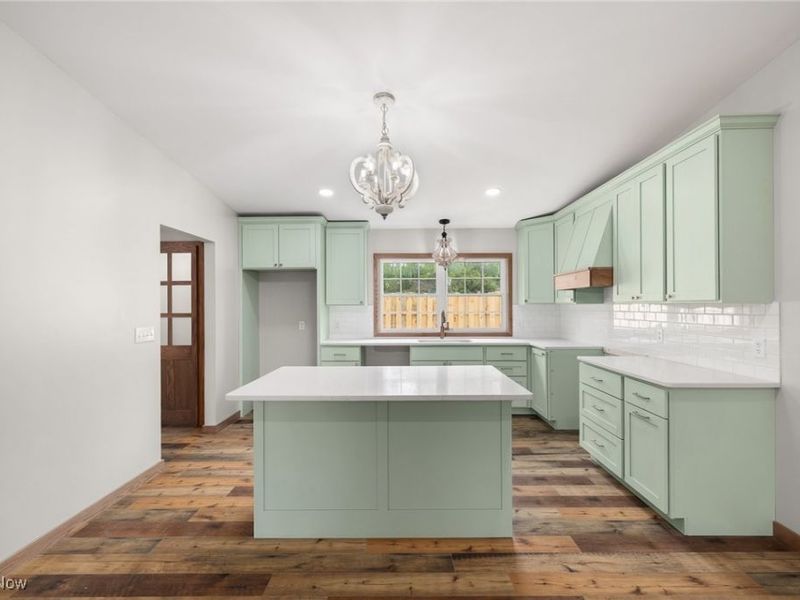 89 Hickey, Greenwich, OH 44805 Photo 7