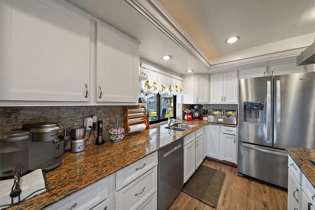 1008 SW 4th Pl, Cape Coral, FL 33991 Photo