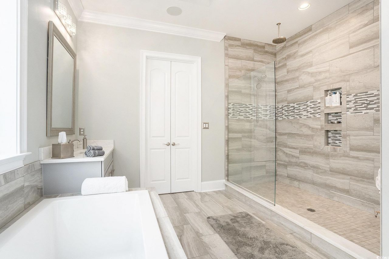 230 Ave. Of The Palms Photo 16