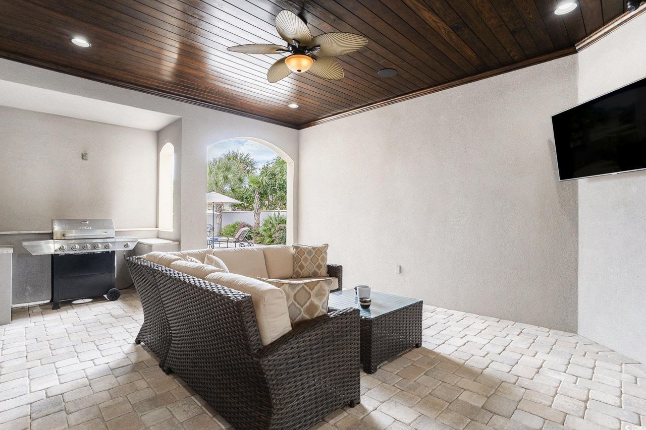 230 Ave. Of The Palms Photo 29