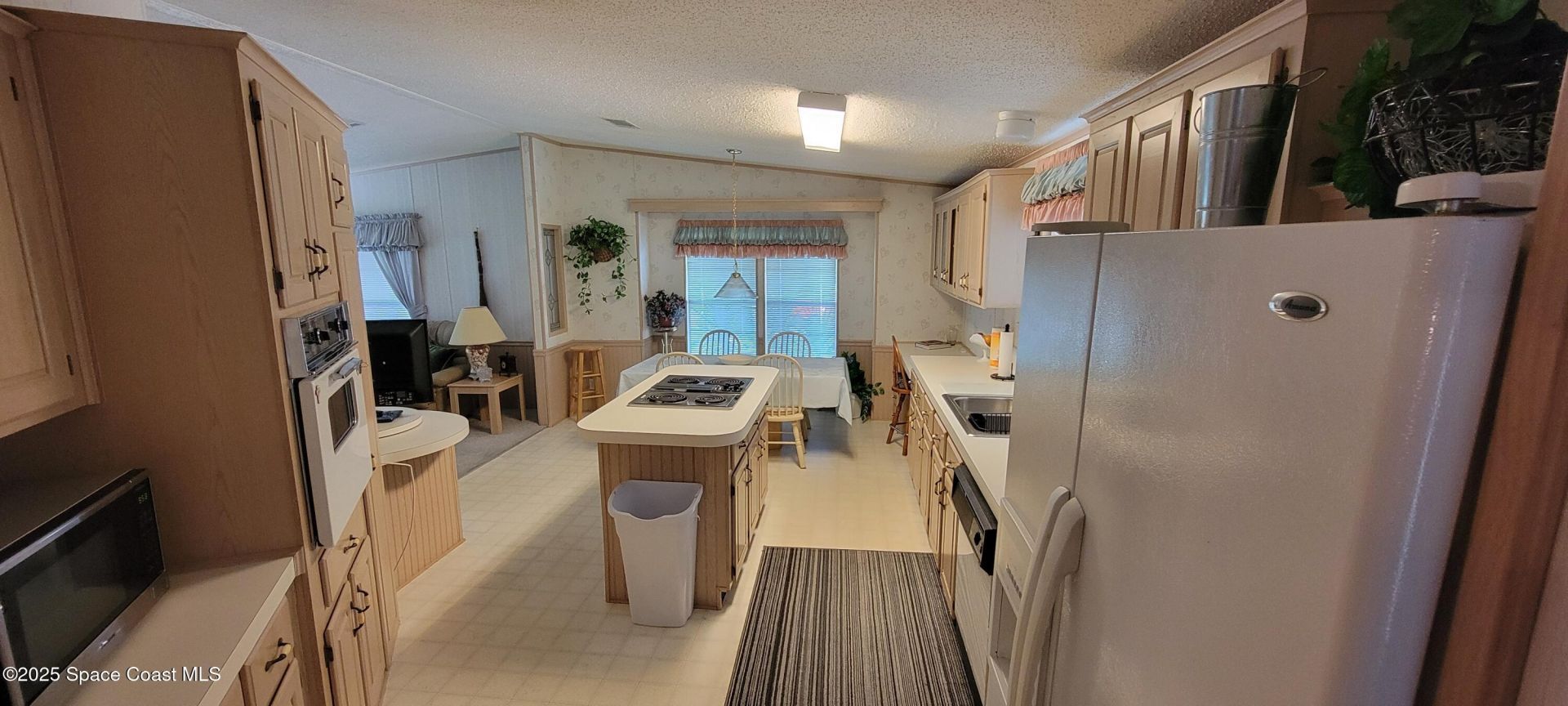 474 Marlin Circle, Barefoot Bay, FL 32976 Photo