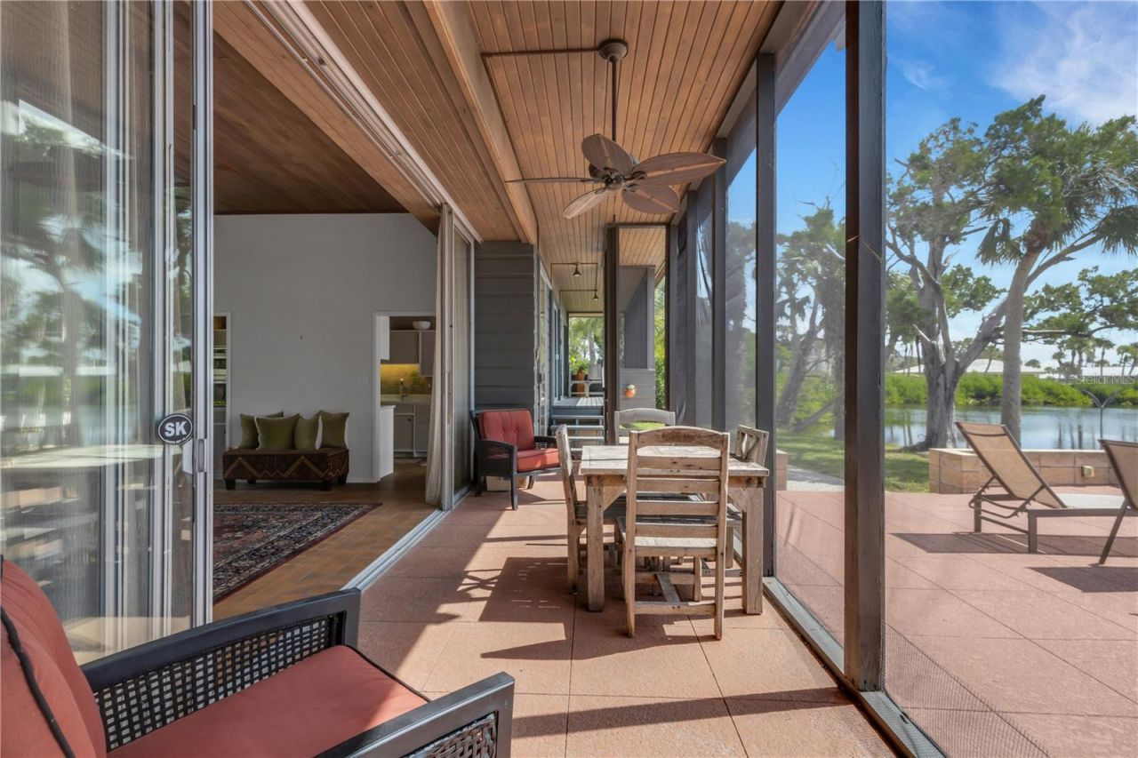 62 Sandy Hook Road S, Sarasota, FL 34242 Photo