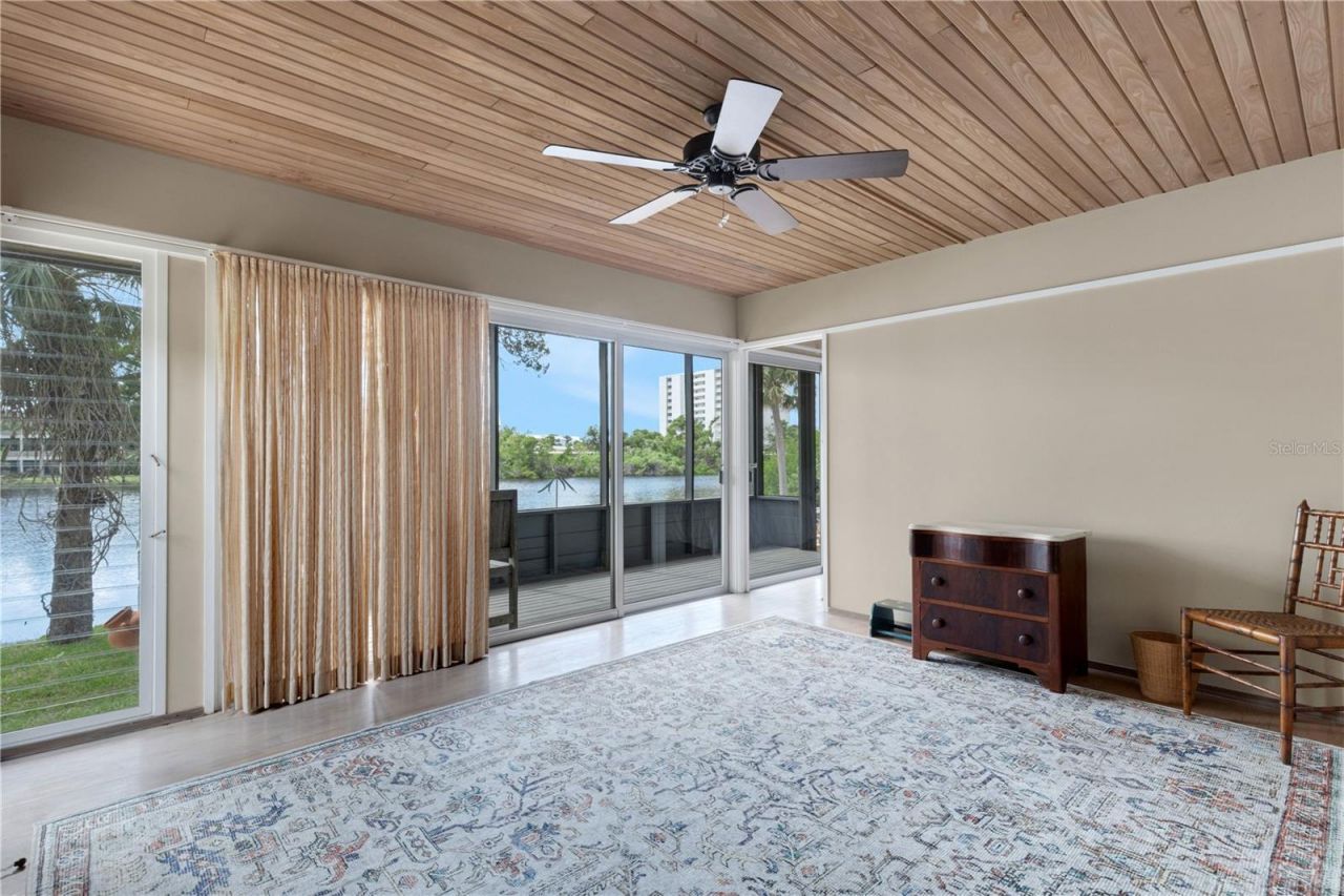 62 Sandy Hook Road S, Sarasota, FL 34242 Photo