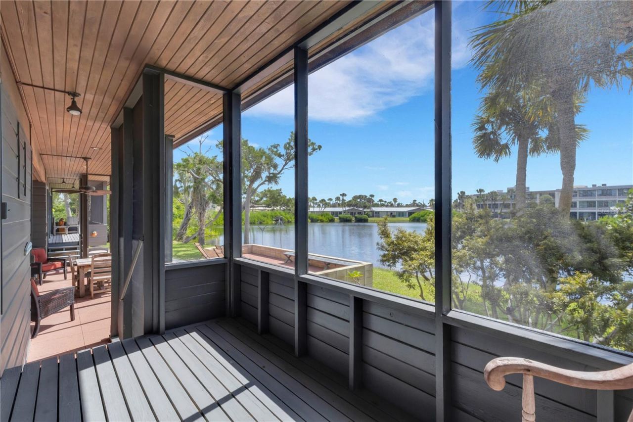 62 Sandy Hook Road S, Sarasota, FL 34242 Photo