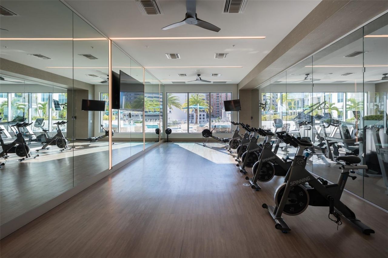 111 S Pineapple Avenue, Unit 1013, Sarasota, FL 34236 Photo