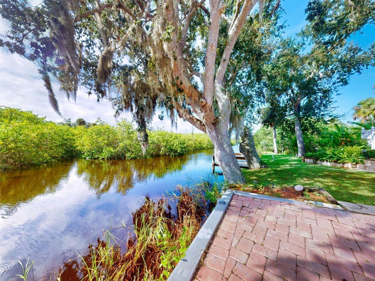 134 Sea Street, New Smyrna Beach, FL 32168 Photo