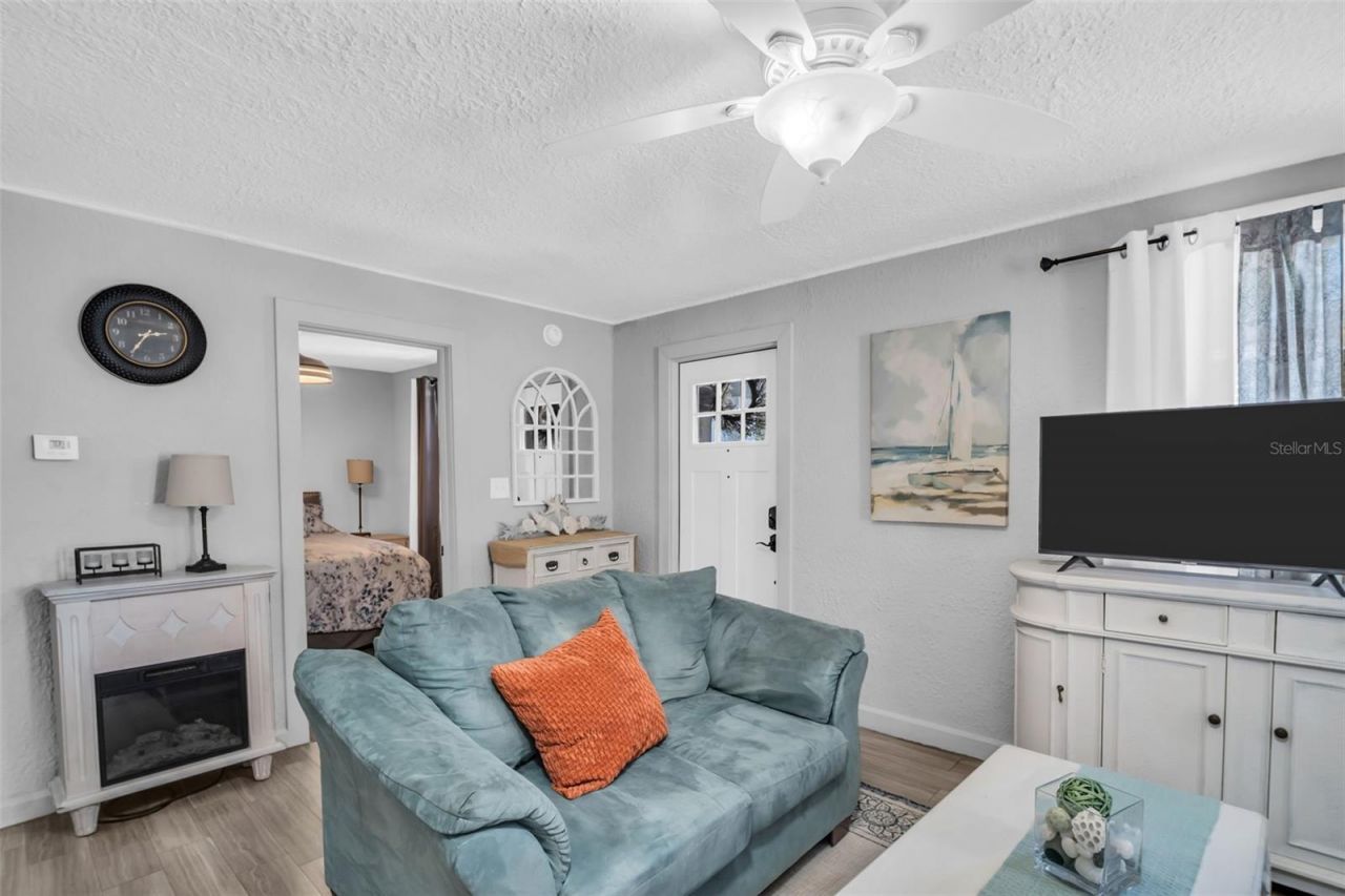 1022 10th Avenue N, Saint Petersburg, FL 33705 Photo