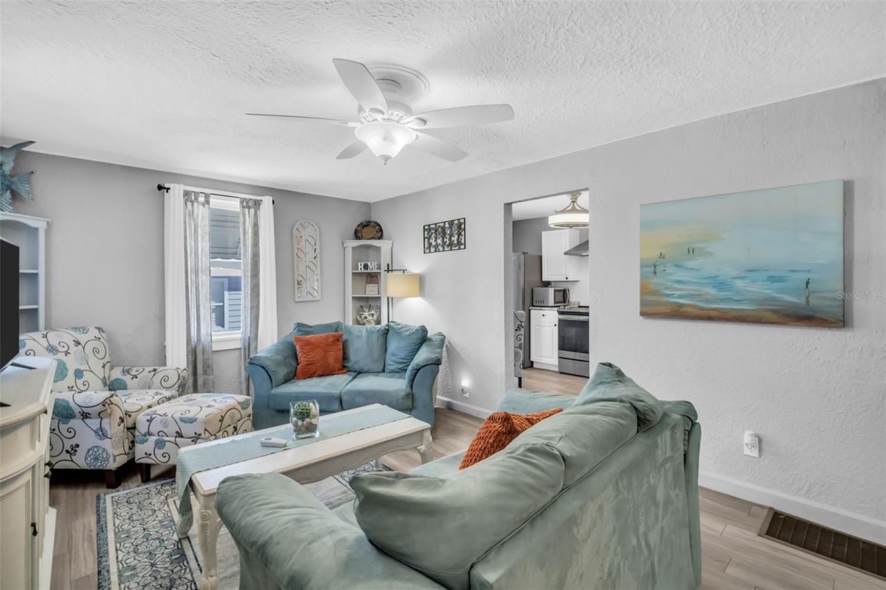 1022 10th Avenue N, Saint Petersburg, FL 33705 Photo