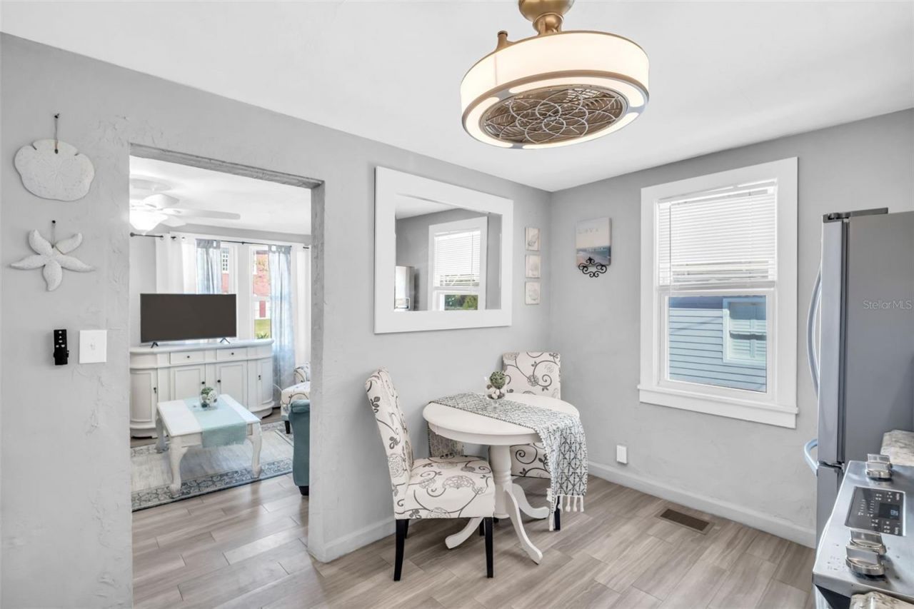 1022 10th Avenue N, Saint Petersburg, FL 33705 Photo