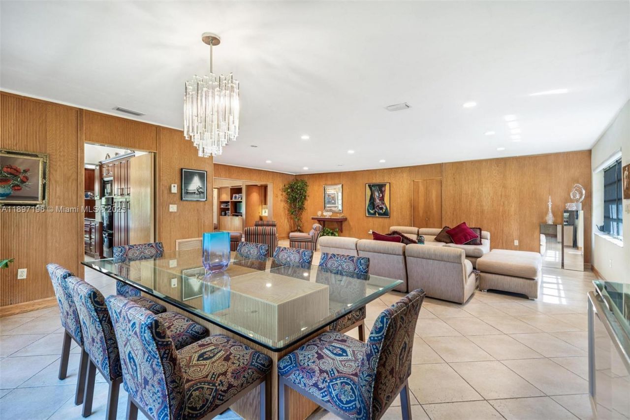 1855 Daytonia Rd, Miami Beach, FL 33141 Photo