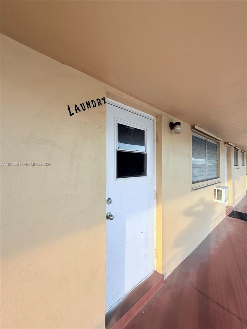 3600 Harrison St, Unit 16B, Hollywood, FL 33021 Photo