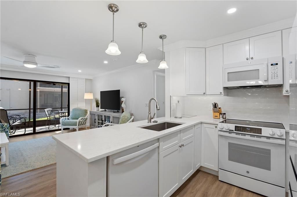 845 E Gulf Dr, Unit 121, Sanibel, FL 33957 Photo