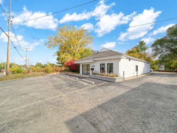 215 S Dettman Road, Jackson, MI 49201