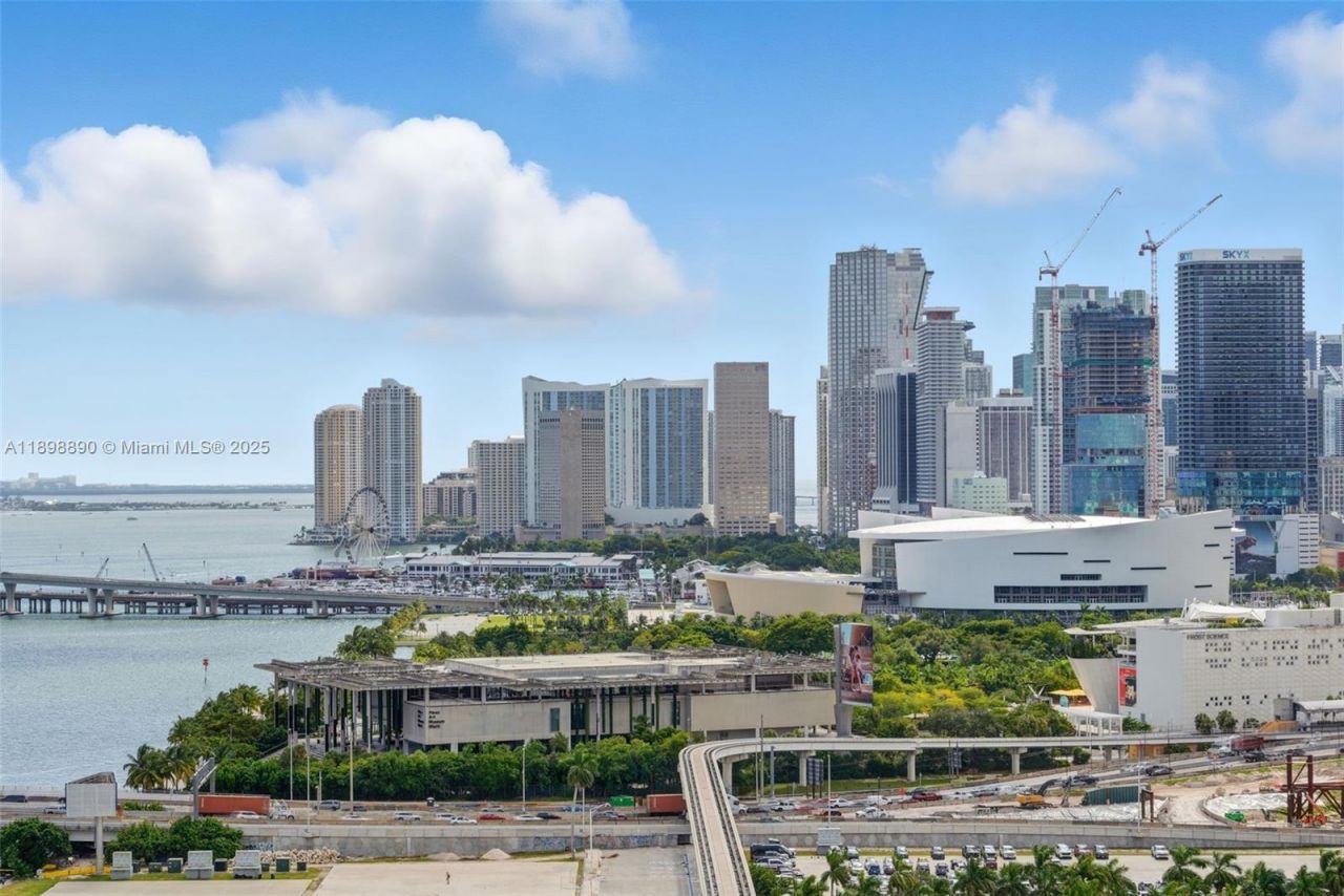 1717 N Bayshore Dr, Unit A-2655, Miami, FL 33132 Photo
