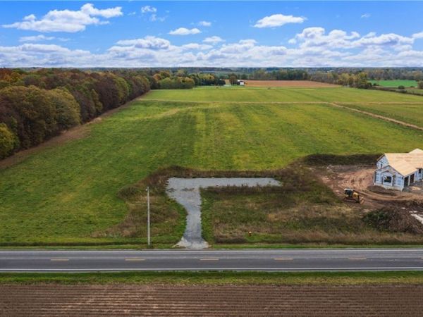 Cambria Road, Sanborn, NY 14132