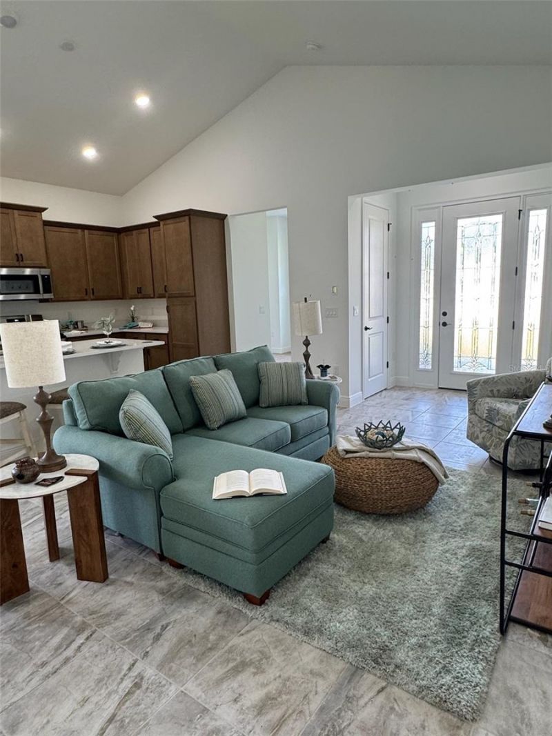 927 Azalea Walk Circle, Deland, FL 32724 Photo