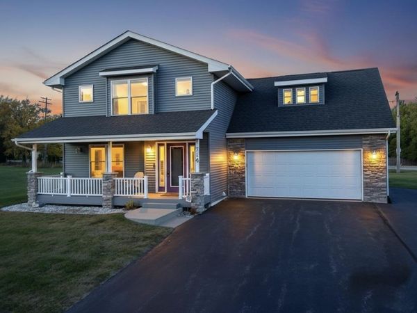 714 Greenlee Court, WINNEBAGO, IL 61088