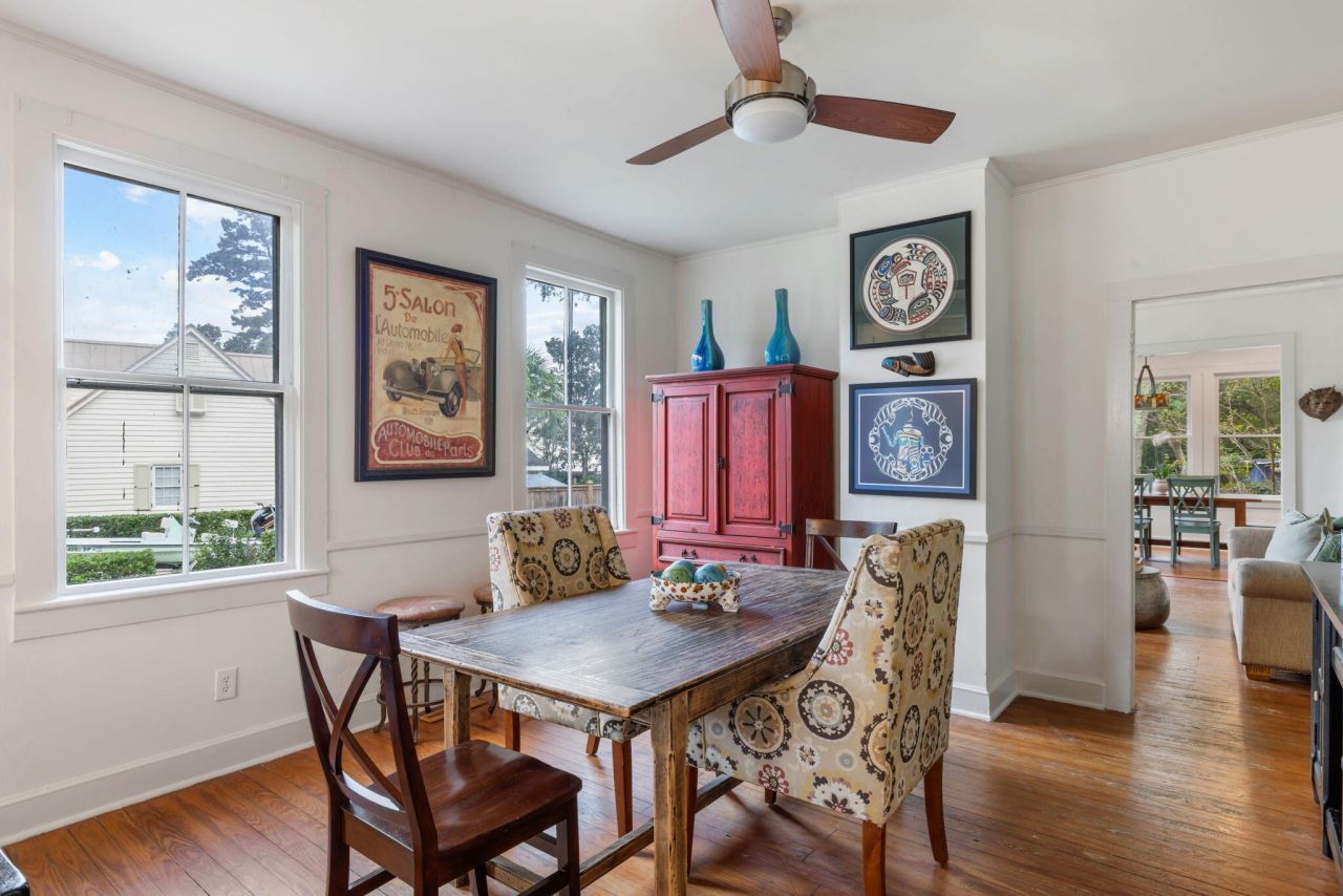 725 King Street Photo 10