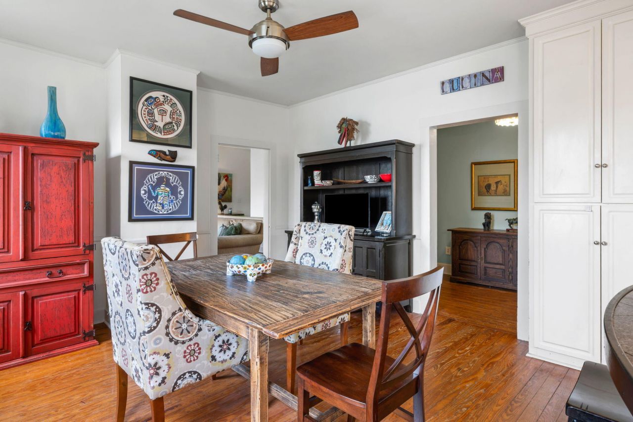 725 King Street Photo 11