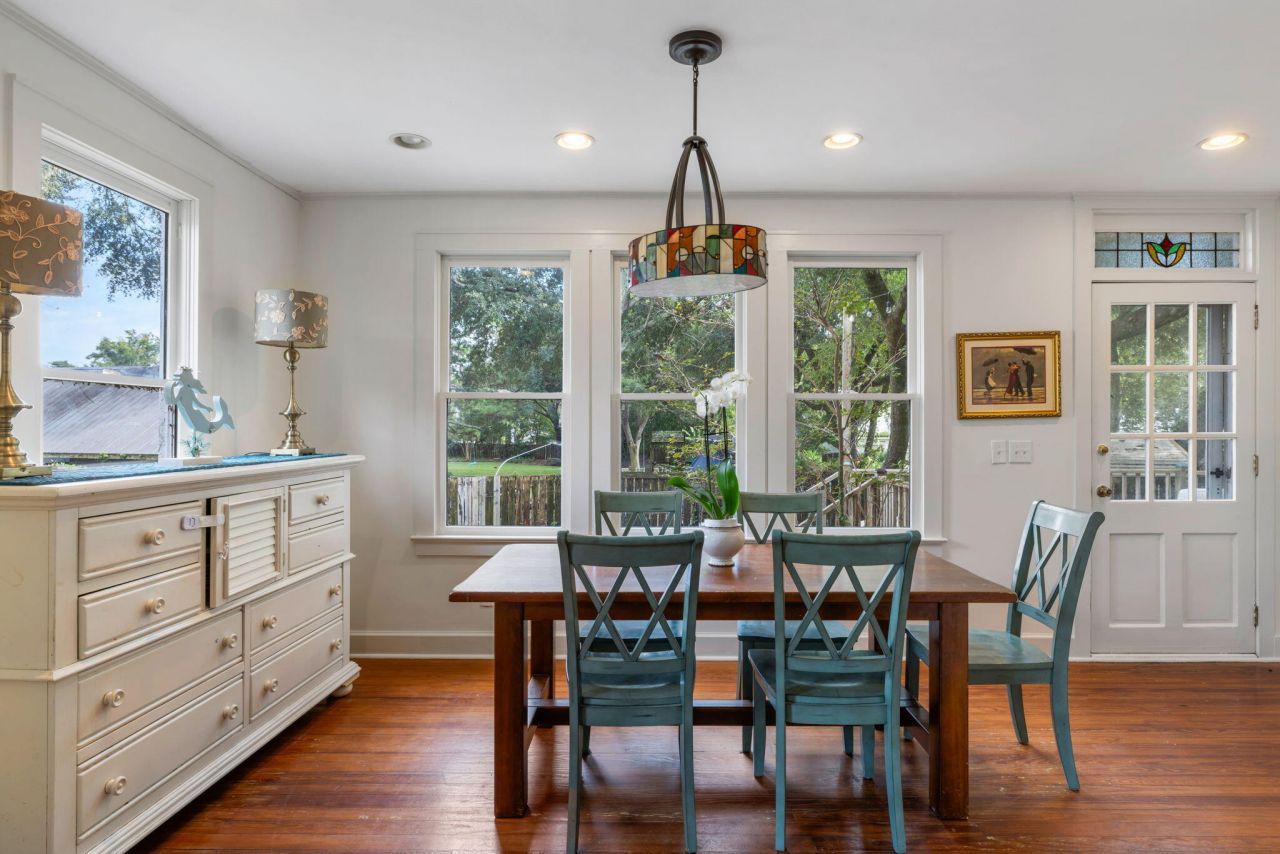 725 King Street Photo 15