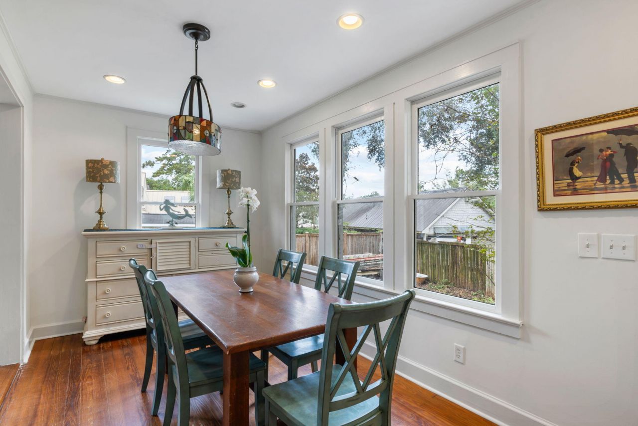 725 King Street Photo 16