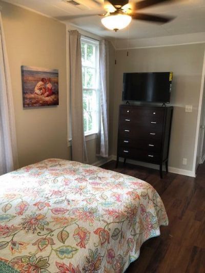 725 King Street Photo 41