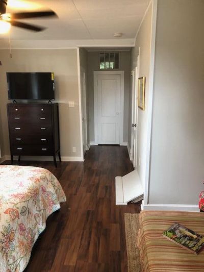 725 King Street Photo 42