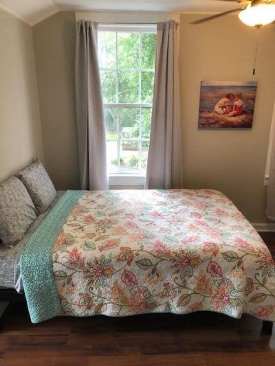 725 King Street Photo 43