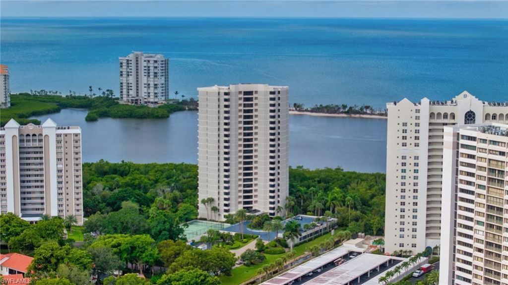 5555 Heron Point Dr, Unit 2101, Naples, FL 34108 Photo