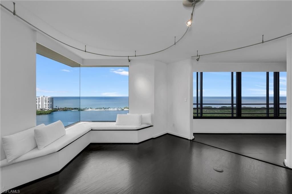 5555 Heron Point Dr, Unit 2101, Naples, FL 34108 Photo